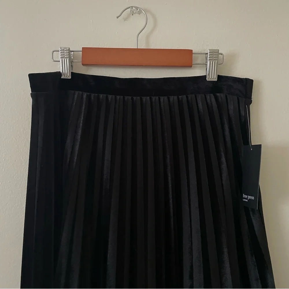 Brand New Free Press Black Velvet Skirt